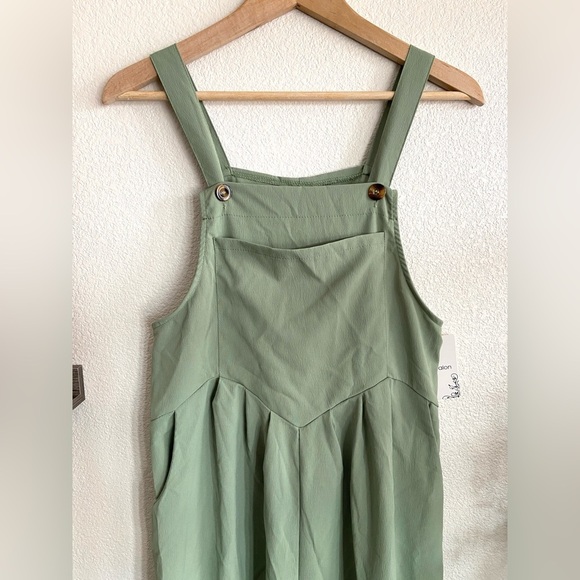 Sage dress wide leg overall jumper - Picture 2 of 8